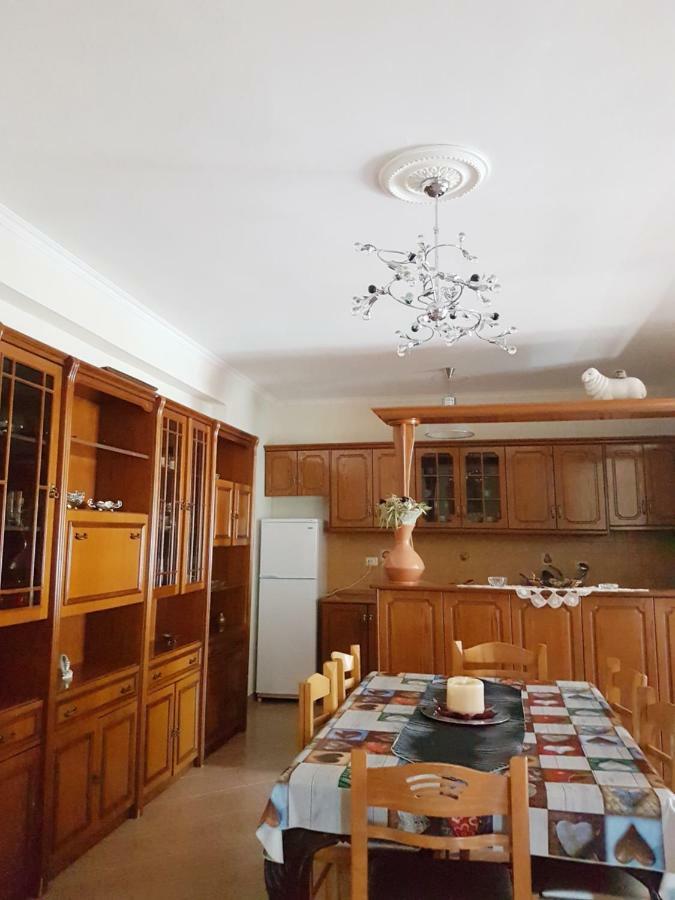 Hotel Villa Ago Përmet Esterno foto